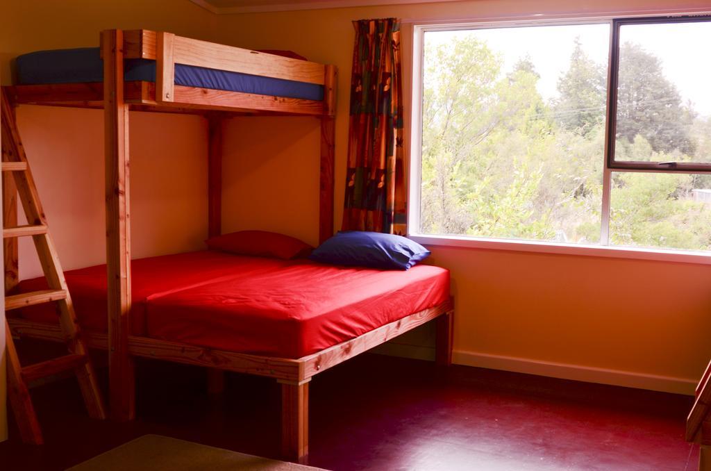 Riverside Sojourn Motueka Room photo